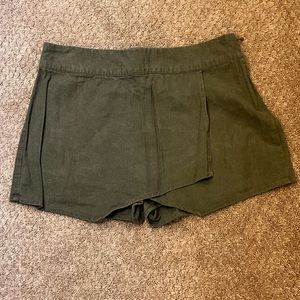 Olive Cross Cross Linen Blend Skort
